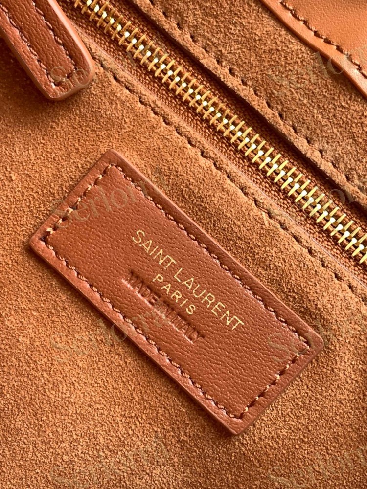 SAINT LAURENT LE 5 À 7