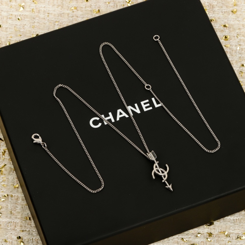 CHANEL ARROW DOUBLE C SILVER DOUBLE CHAIN NECKLACE