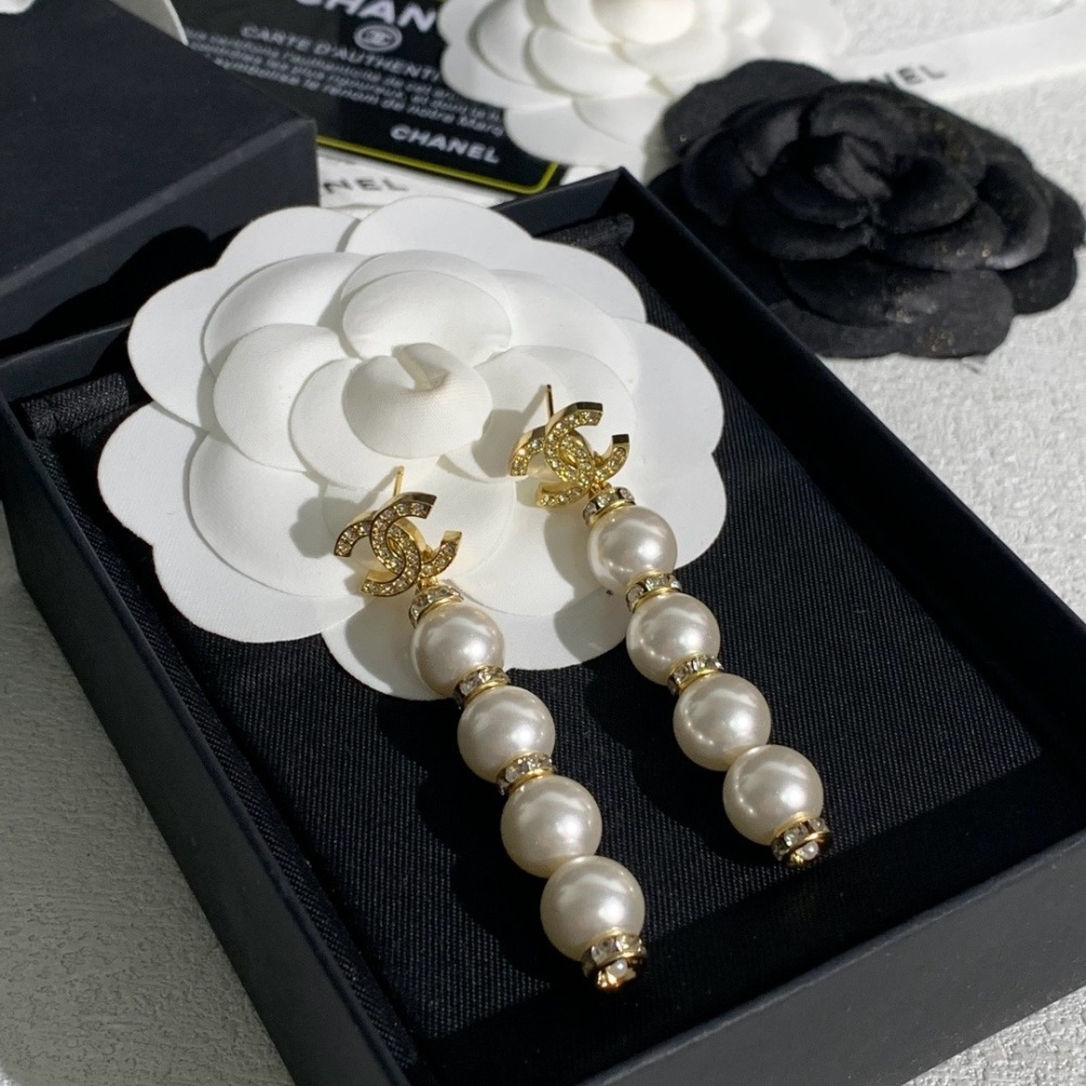 CHANEL CC CRYSTAL LONG PEARL DROP EARRINGS