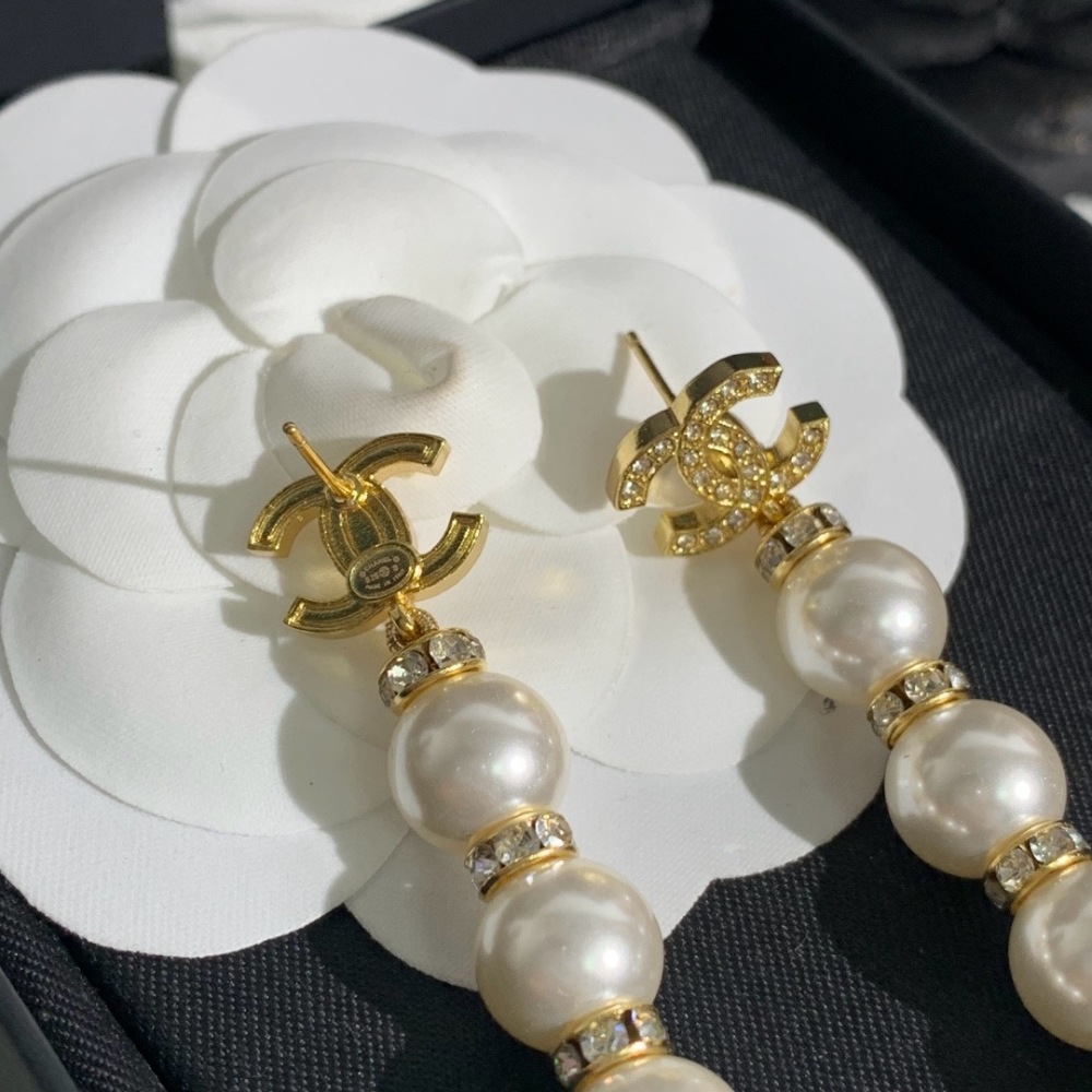 CHANEL CC CRYSTAL LONG PEARL DROP EARRINGS