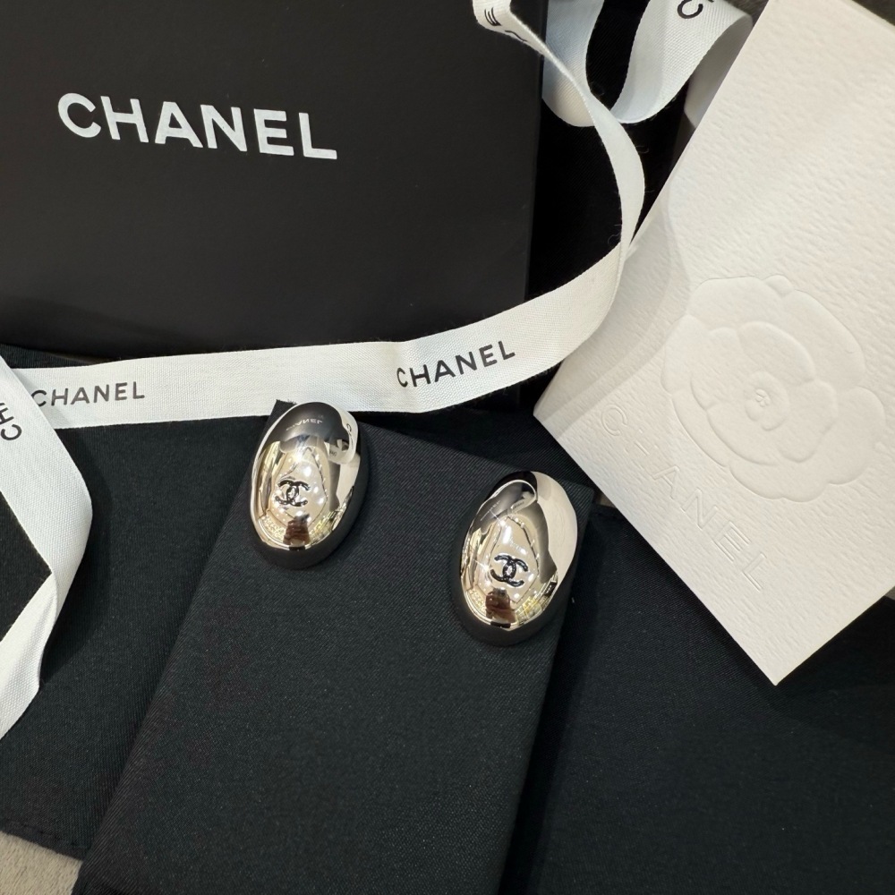 CHANEL SILVER OVAL CC STUD EARRINGS