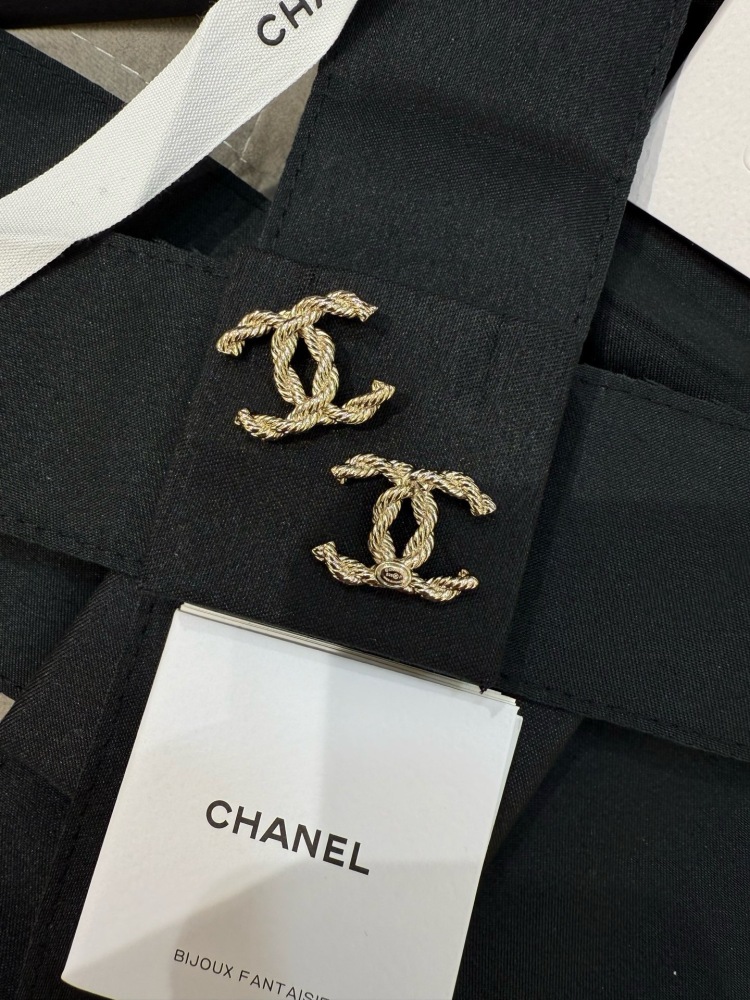 CHANEL TWISTED ROPE CC GOLD EARRINGS