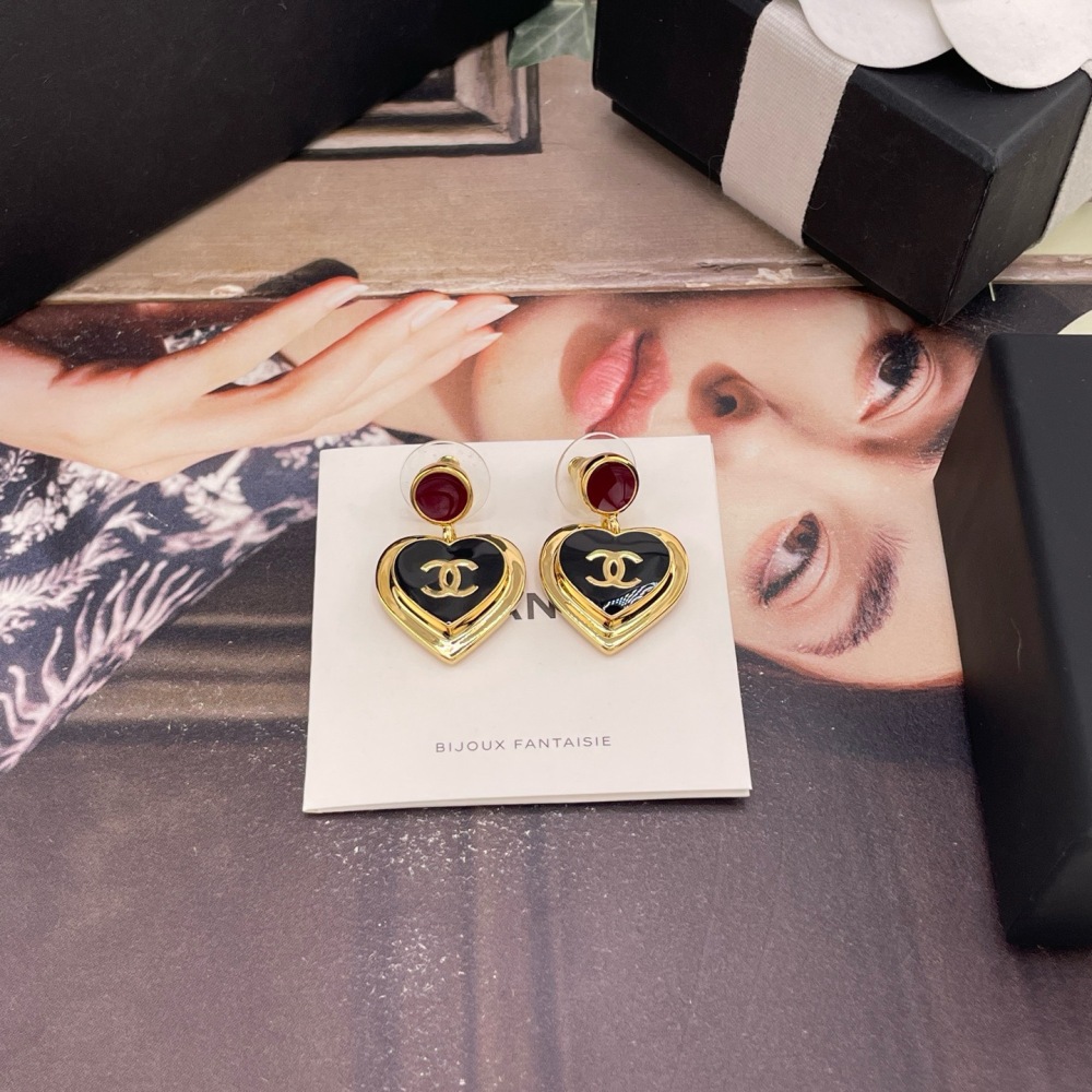 CHANEL BURGUNDY STONE BLACK HEART CC DROP EARRINGS