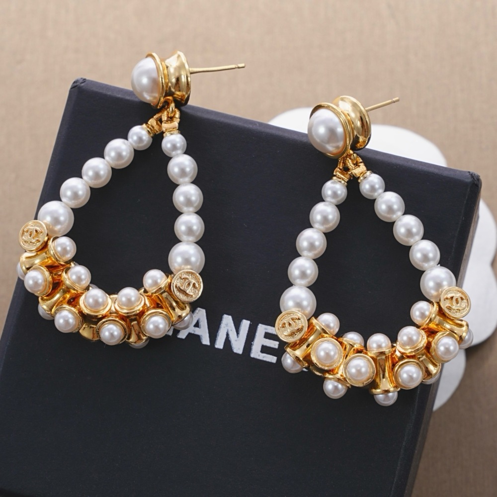 CHANEL GRADUATED PEARL CC TEARDROP HOOP EARRINGS