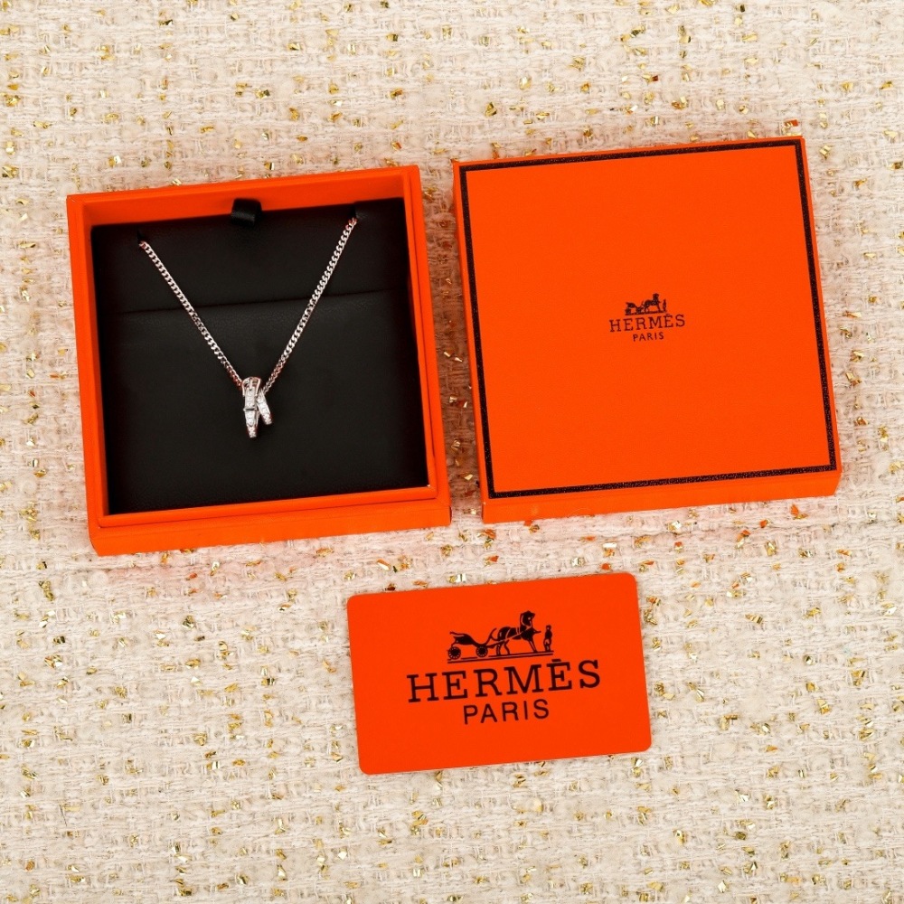 HERMES SILVER MINI BOOTS CHARM CUBAN CHAIN NECKLACE