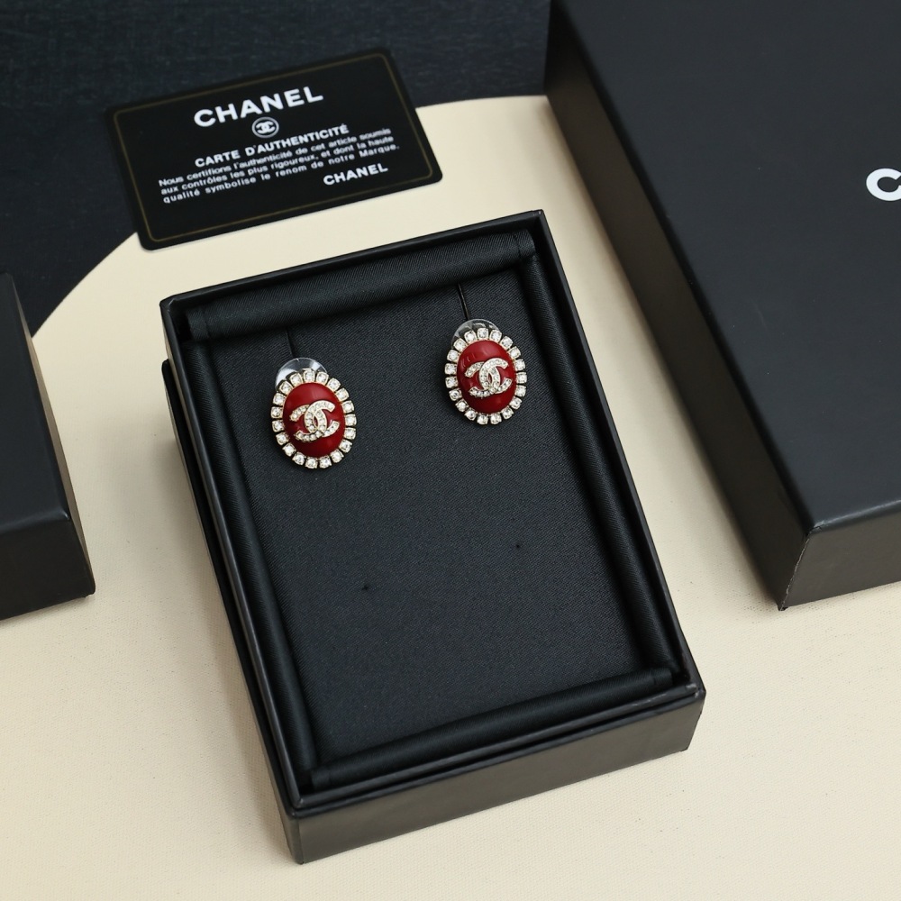 CHANEL OVAL RED ENAMEL CRYSTAL CC LOGO STUD EARRINGS