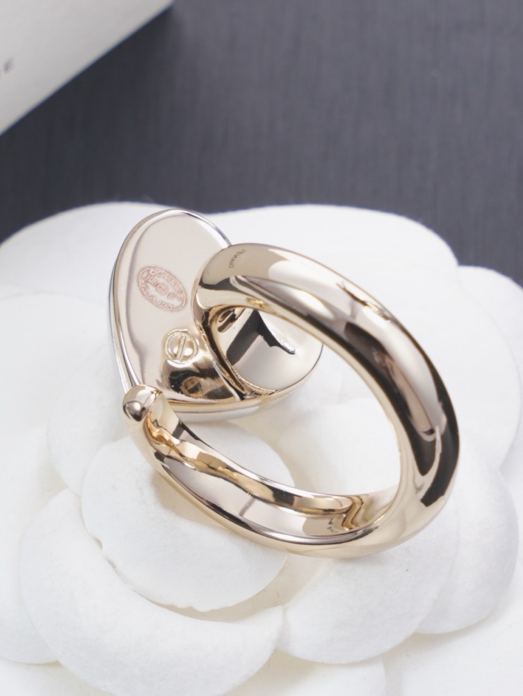 CHANEL TWO-TONE HEART PAVÉ CRYSTAL CC OPEN WRAP RING