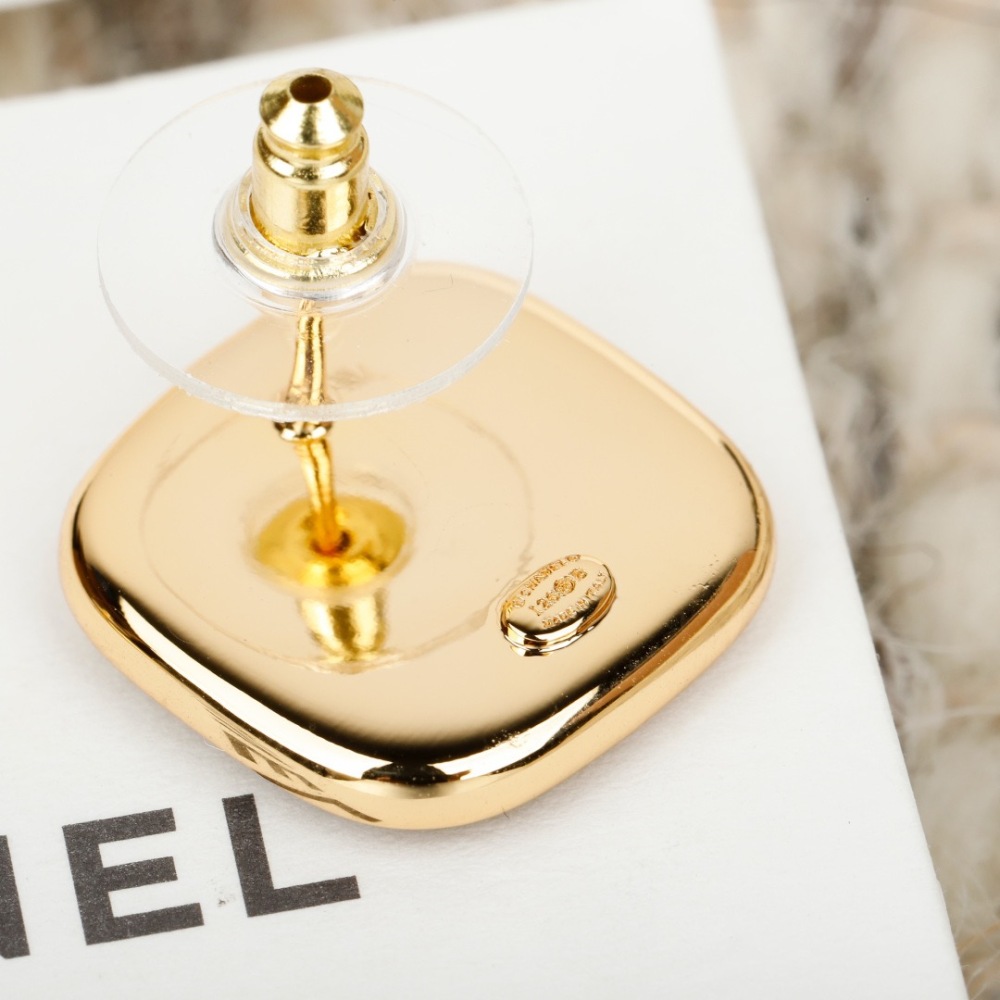 CHANEL BLACK ENAMEL SQUARE CC STUD EARRINGS