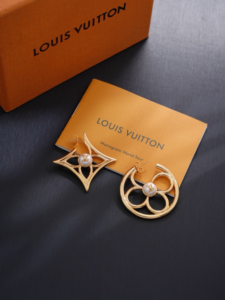 LOUIS VUITTON ASYMMETRIC MONOGRAM PEARL HOOP EARRINGS