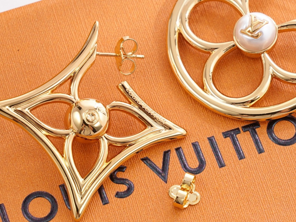 LOUIS VUITTON ASYMMETRIC MONOGRAM PEARL HOOP EARRINGS