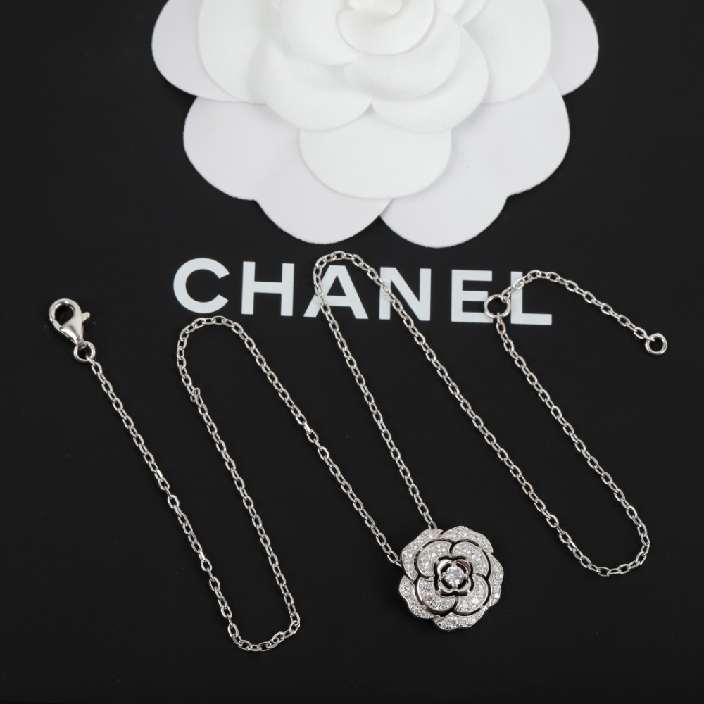 CHANEL CAMELIA FULL PAVED DIAMOND PENDANT NECKLACE