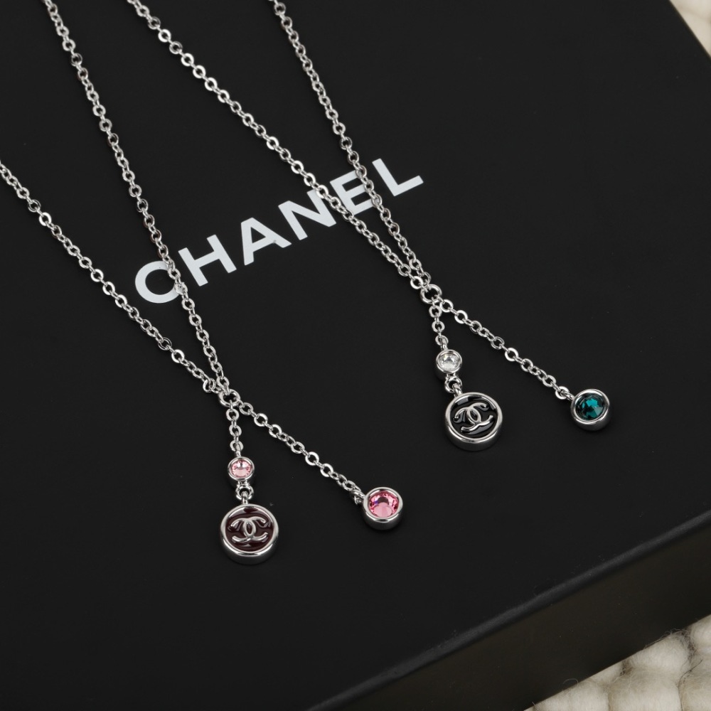 CHANEL INTERLOCKING CC ROUND ENAMEL Y-DROP NECKLACE WITH COLORED CRYSTALS