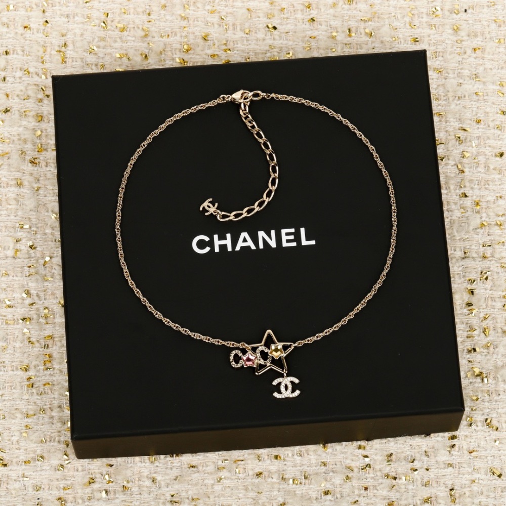 CHANEL COCO STAR INTERLOCKING CC CRYSTAL PENDANT NECKLACE