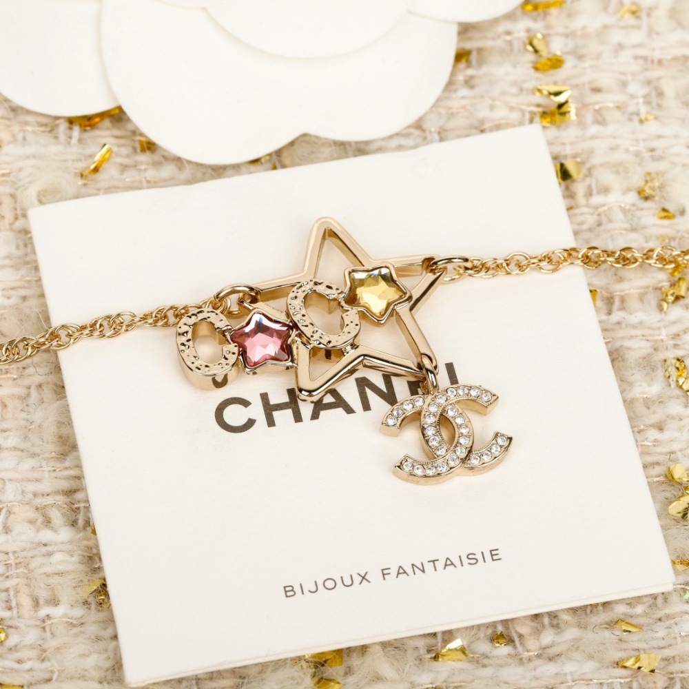 CHANEL COCO STAR INTERLOCKING CC CRYSTAL PENDANT NECKLACE