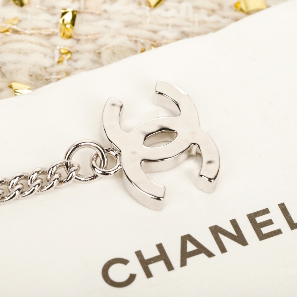CHANEL WHITE ENAMEL DOUBLE C TWO CHARM CURB CHAIN NECKLACE