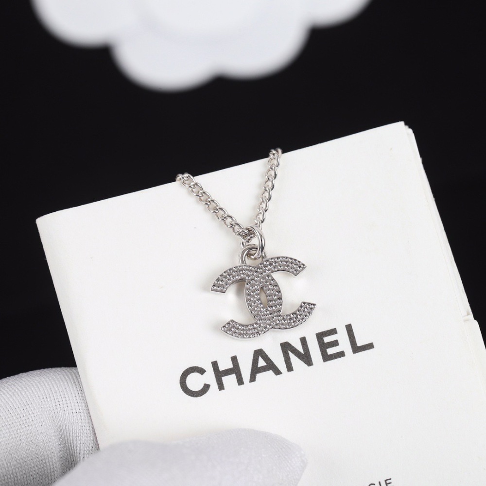 CHANEL DOUBLE C LOGO PAVED CRYSTAL NECKLACE