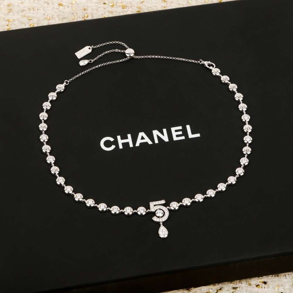 CHANEL NUMBER 5 TEARDROP DIAMOND NECKLACE
