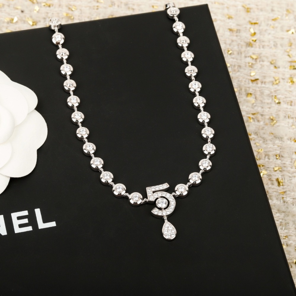 CHANEL NUMBER 5 TEARDROP DIAMOND NECKLACE