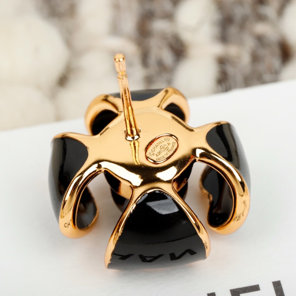 CHANEL ENAMEL FOUR‑PETAL CC STUD EARRINGS