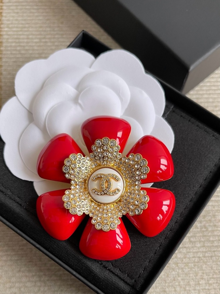 CHANEL RED ENAMEL CAMELLIA GOLD RHINESTONE DOUBLE C BROOCH