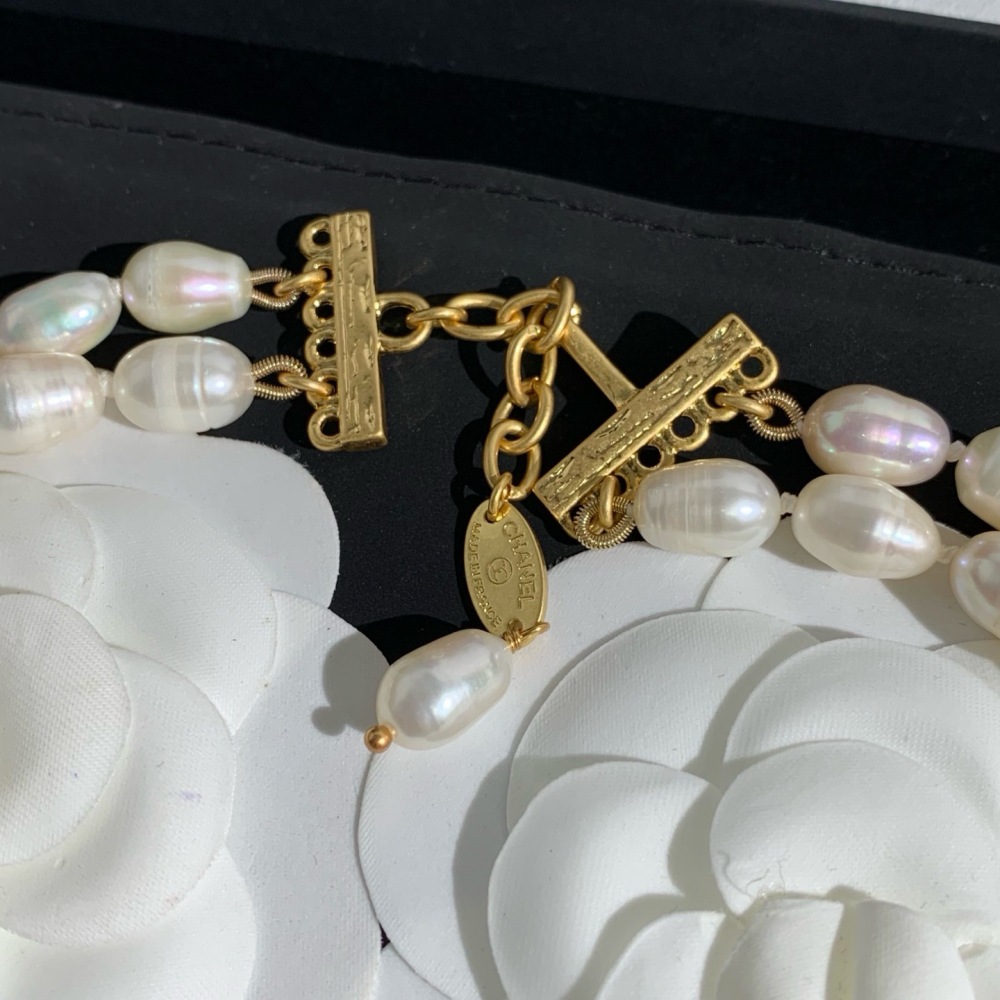 CHANEL DOUBLE STRAND BAROQUE PEARL CHOKER NECKLACE
