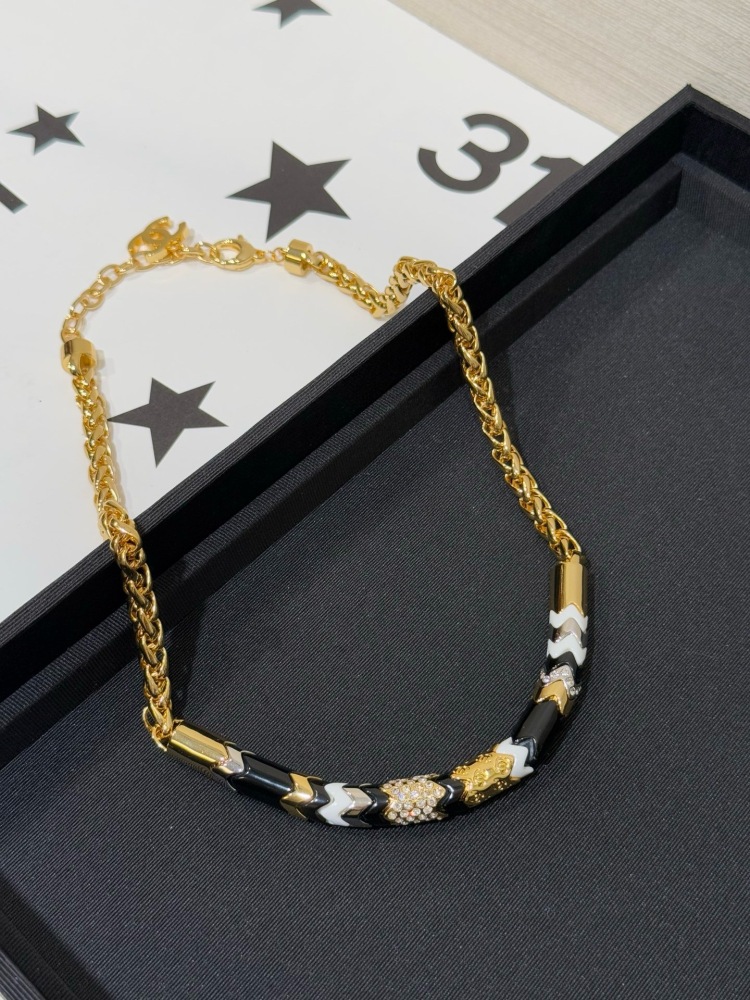 CHANEL ENAMEL ZIGZAG CHOKER NECKLACE