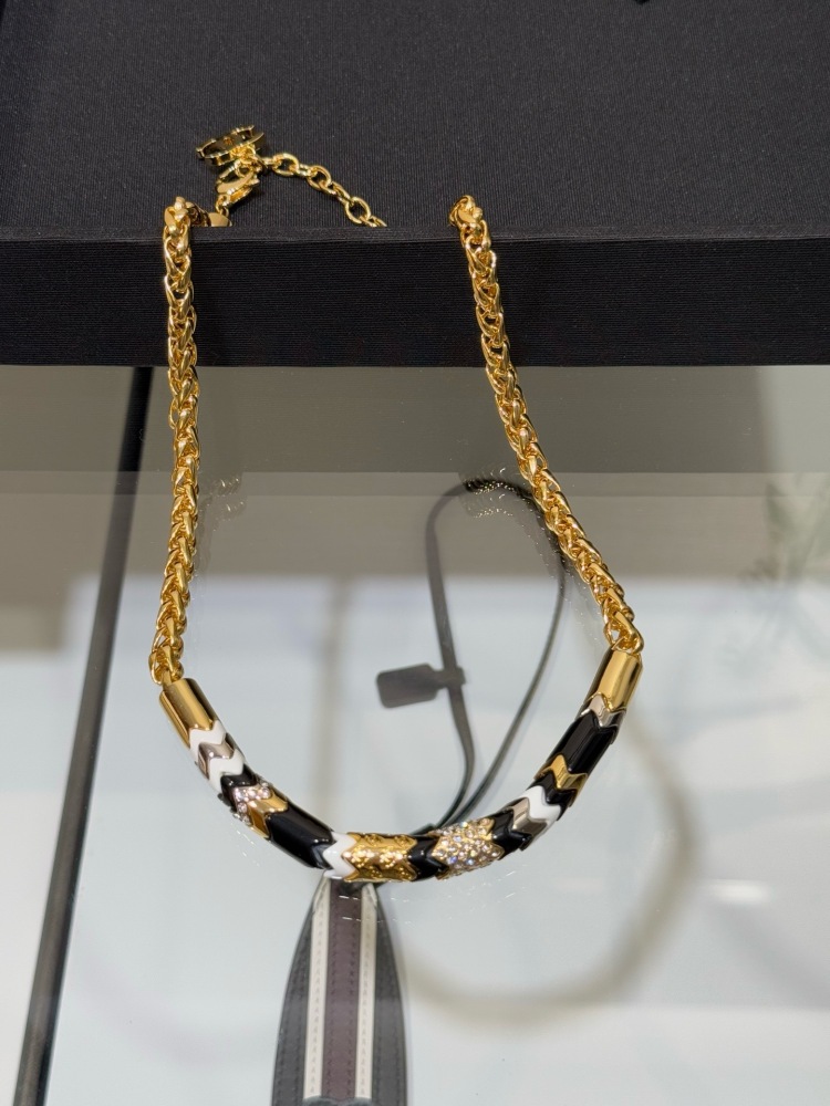 CHANEL ENAMEL ZIGZAG CHOKER NECKLACE