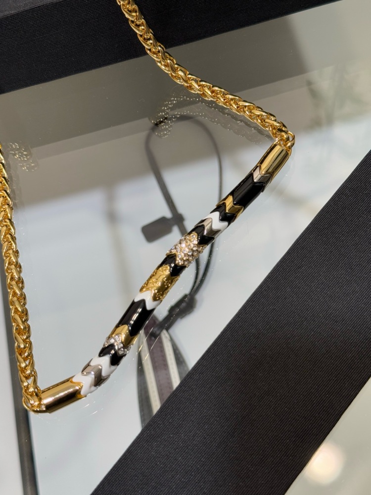 CHANEL ENAMEL ZIGZAG CHOKER NECKLACE