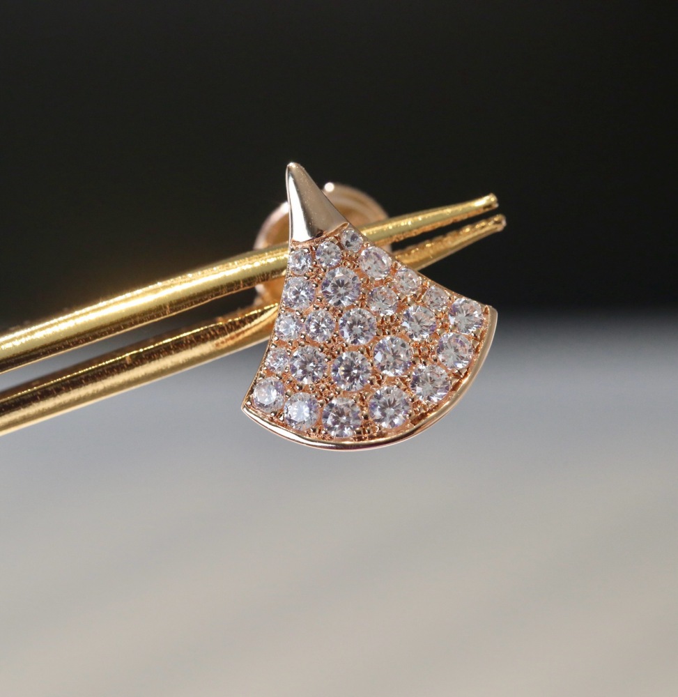 BVLGARI DIVAS' DREAM FULL PAVE DIAMOND ROSE GOLD STUD EARRINGS