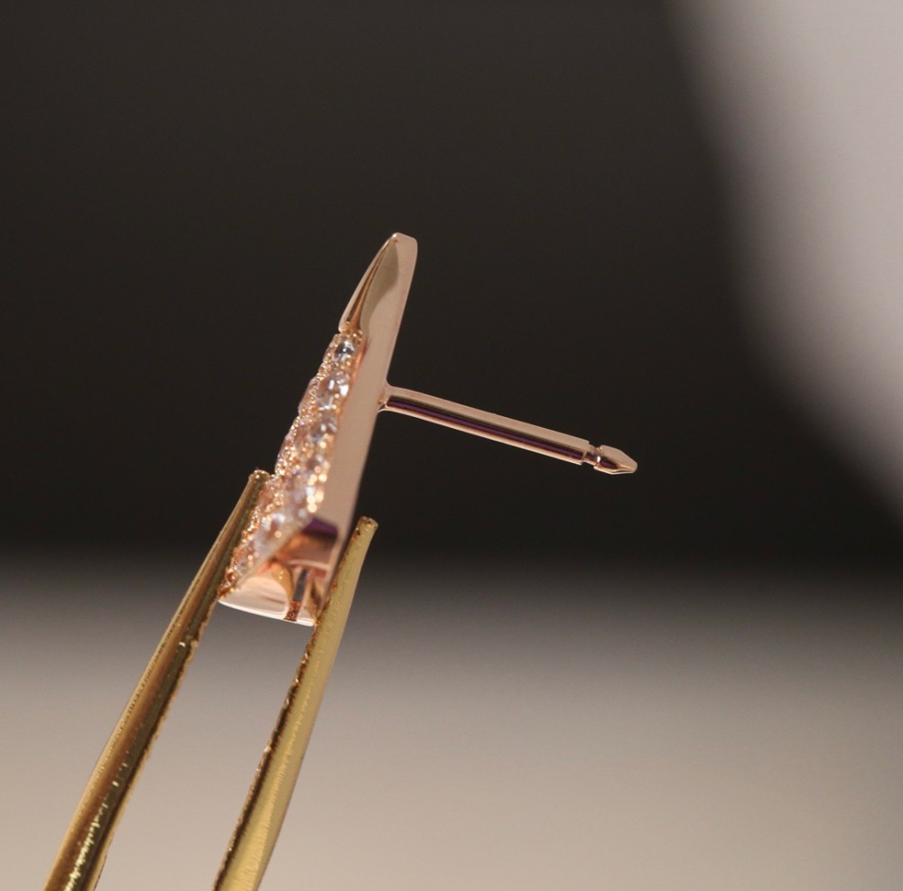 BVLGARI DIVAS' DREAM FULL PAVE DIAMOND ROSE GOLD STUD EARRINGS