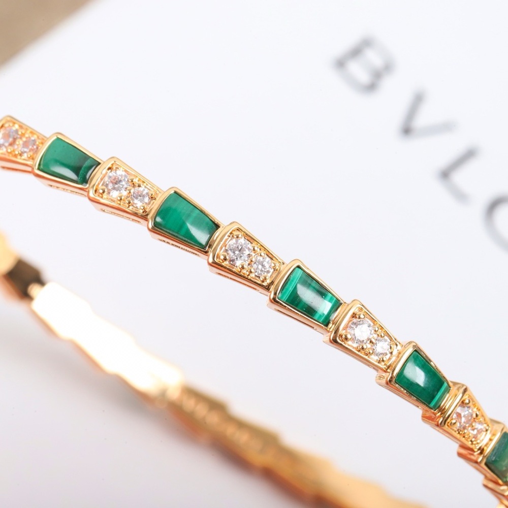 BVLGARI SERPENTI ROSE GOLD MALACHITE DIAMOND BANGLE