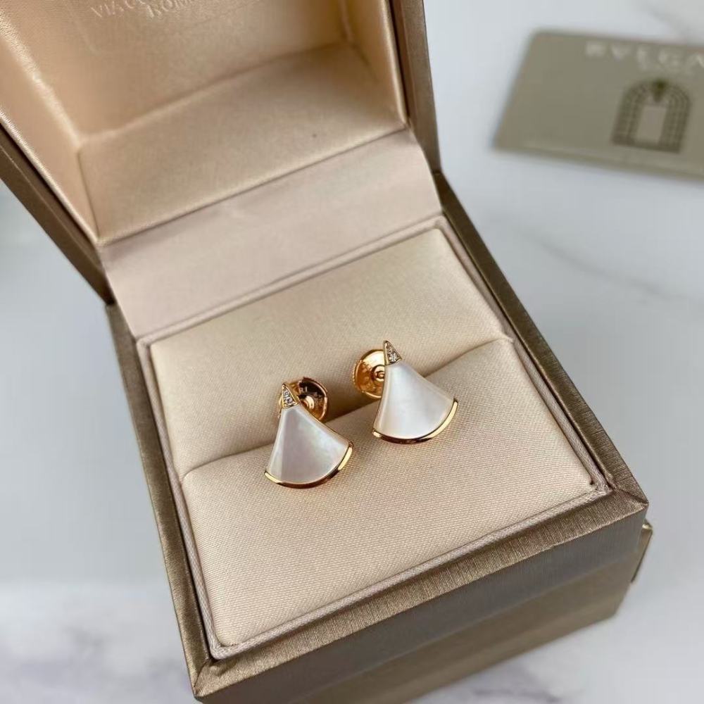 BVLGARI DIVAS’ DREAM ROSE GOLD MOTHER-OF-PEARL DIAMOND EARRINGS