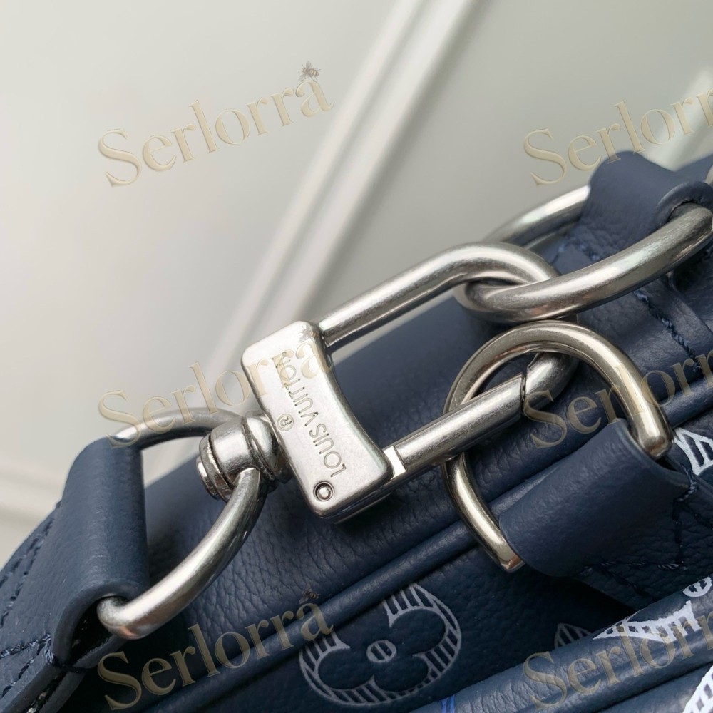 LOUIS VUITTON TRIO MESSENGER BAG