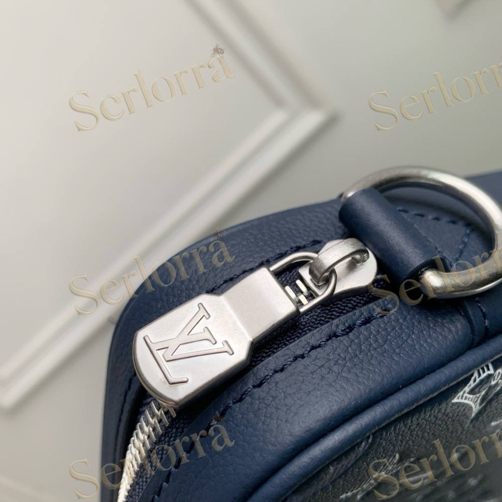 LOUIS VUITTON TRIO MESSENGER BAG