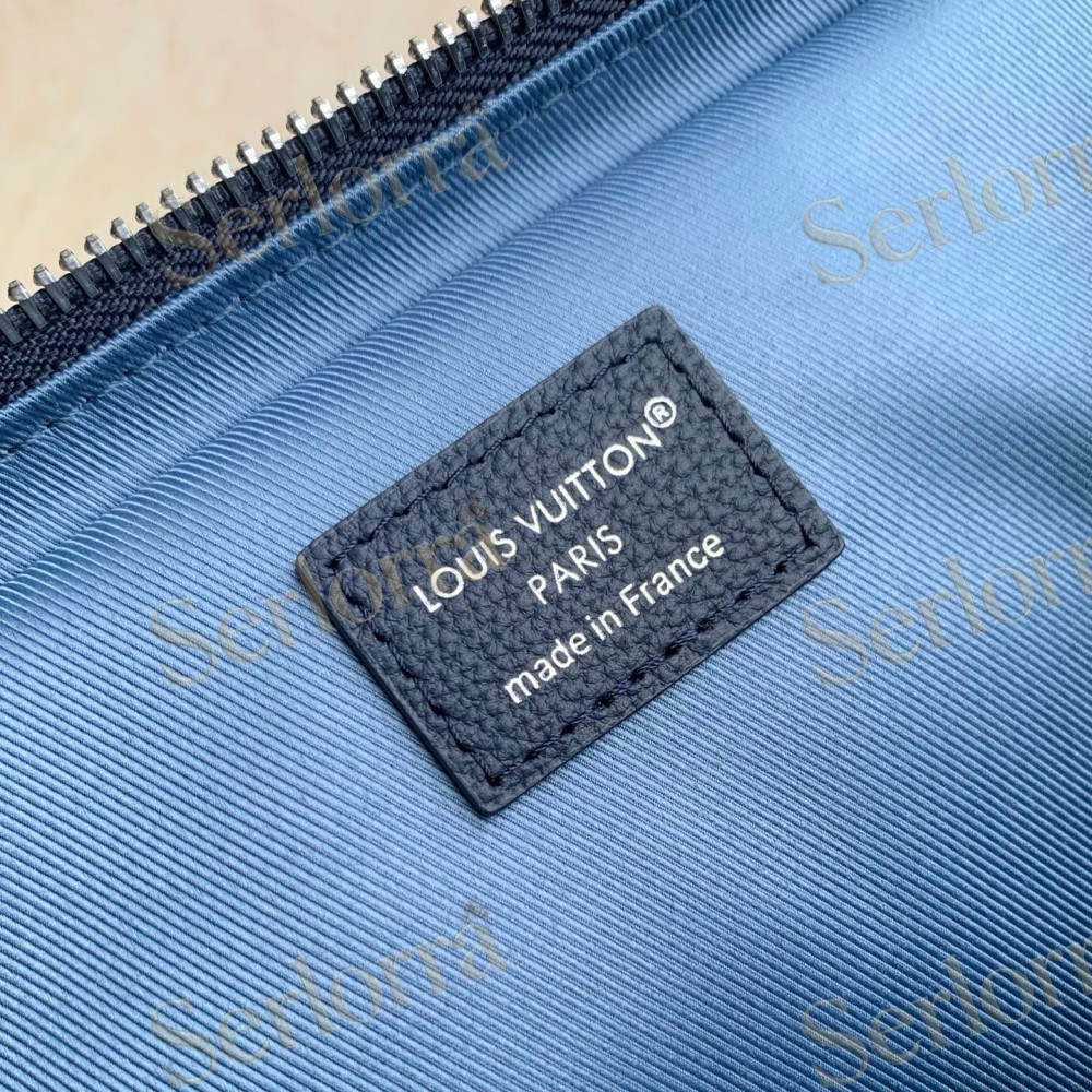 LOUIS VUITTON TRIO MESSENGER BAG