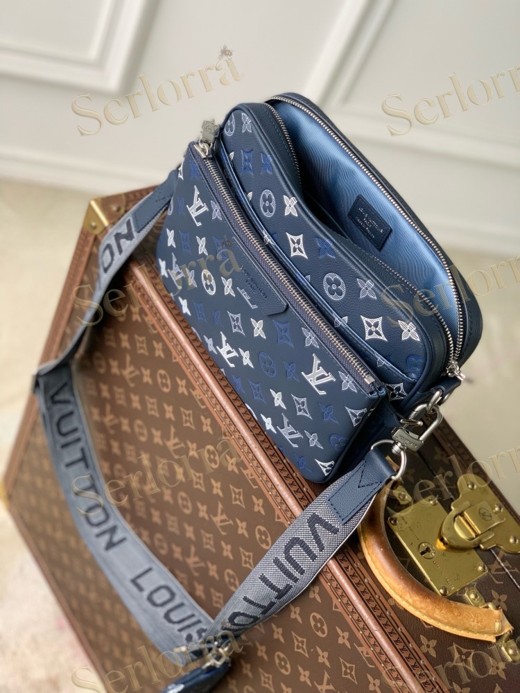 LOUIS VUITTON TRIO MESSENGER BAG