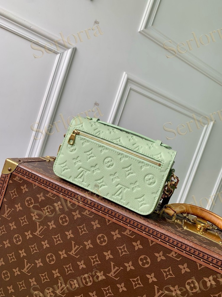 LOUIS VUITTON POCHETTE MÉTIS EAST WEST