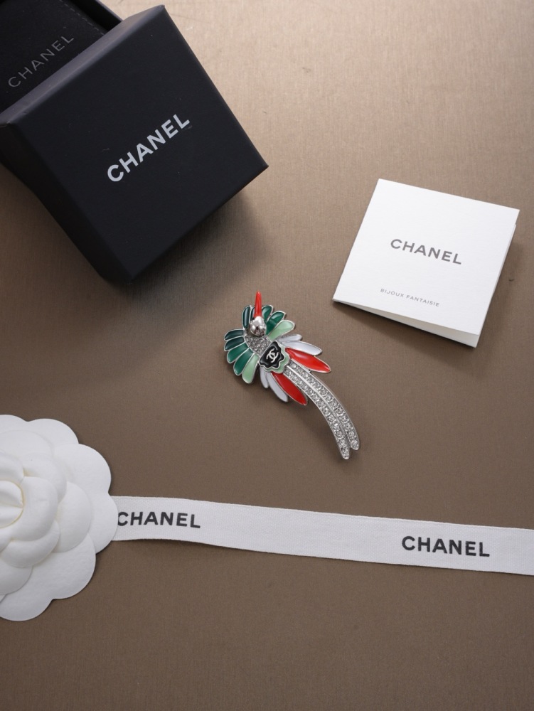 CHANEL ENAMEL BIRD SHAPED BROOCH WITH CRYSTALS