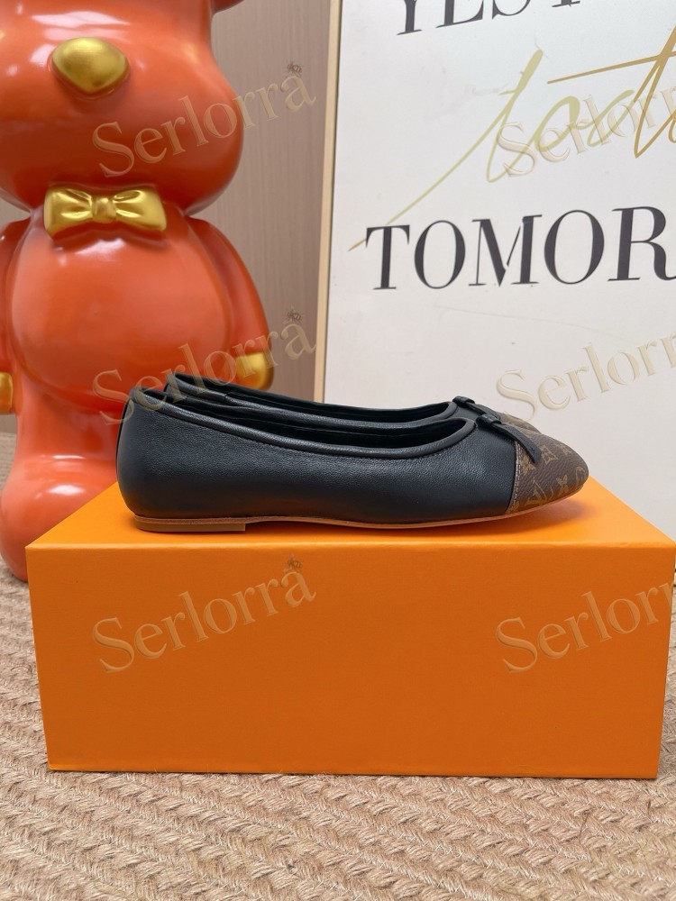LOUIS VUITTON MONOGRAM CAP TOE BALLET FLATS