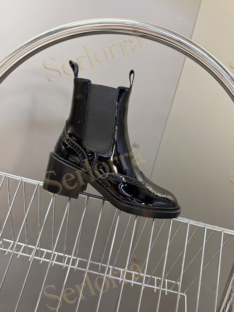 SAINT LAURENT VINCENT CHELSEA BOOTS