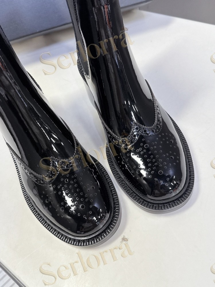 SAINT LAURENT VINCENT CHELSEA BOOTS