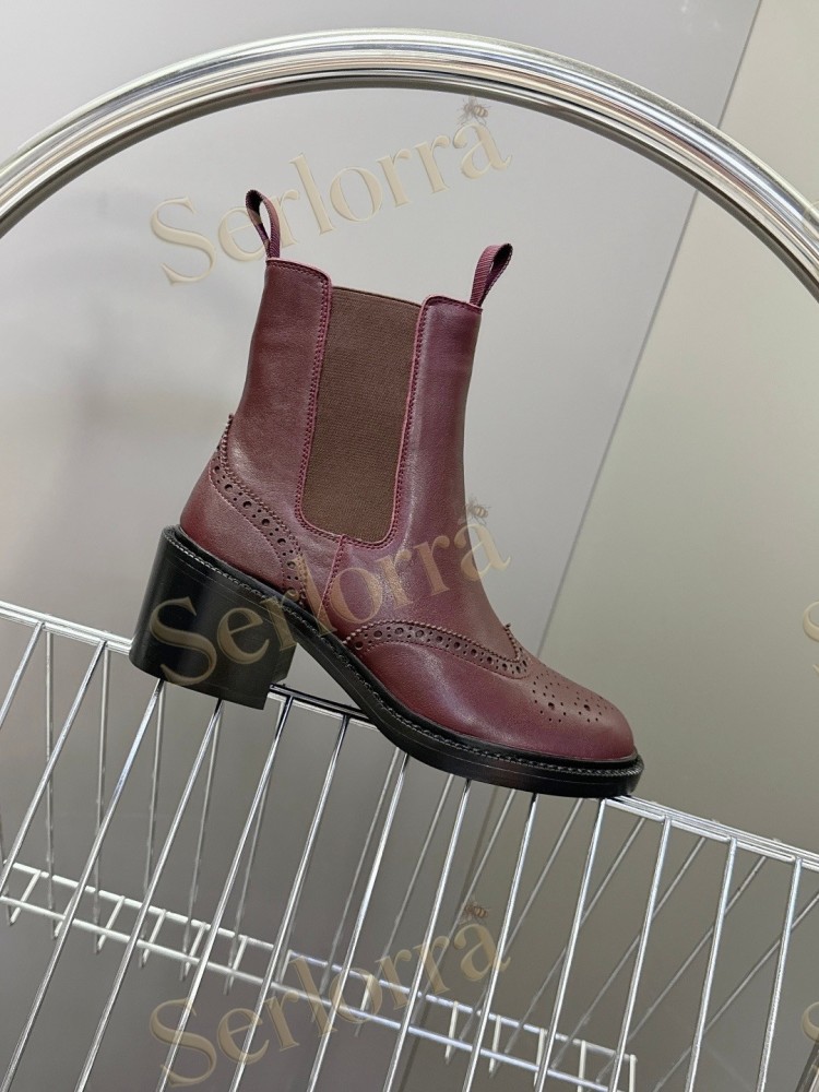 SAINT LAURENT VINCENT CHELSEA BOOTS