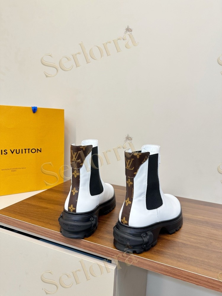 LOUIS VUITTON CHELSEA ANKLE BOOTS