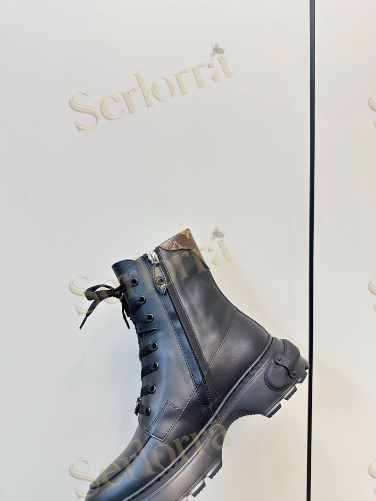 LOUIS VUITTON CHELSEA ANKLE BOOTS