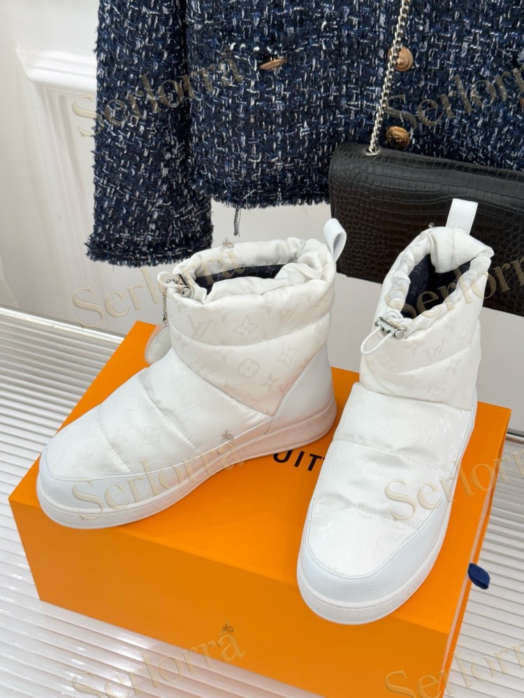 LOUIS VUITTON PILOT DOWN ANKLE BOOTS