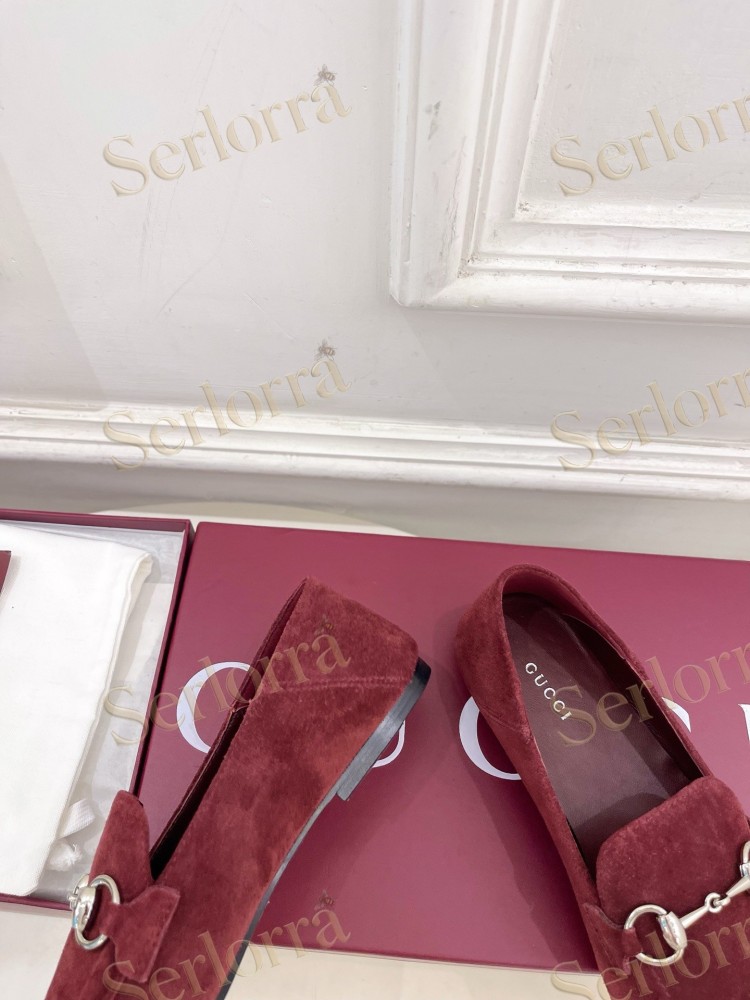 GUCCI JORDAAN HORSEBIT SUEDE LEATHER FLAT LOAFERS