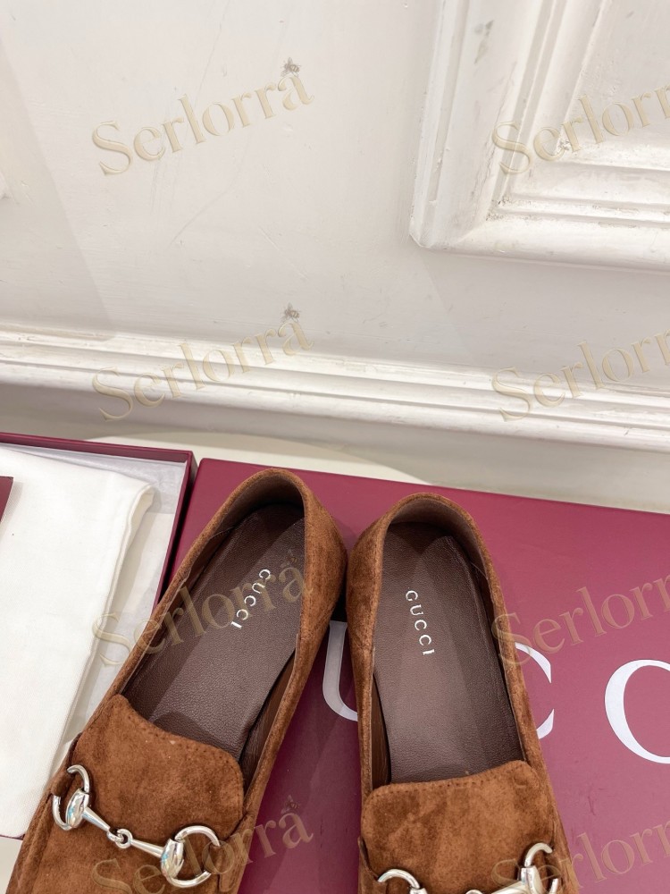 GUCCI JORDAAN HORSEBIT SUEDE LEATHER FLAT LOAFERS