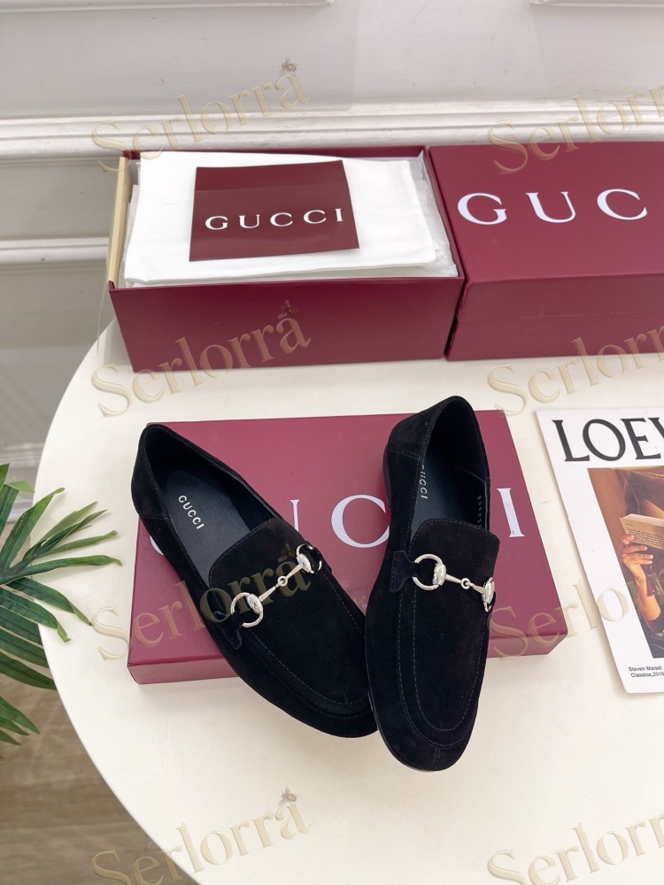 GUCCI JORDAAN HORSEBIT SUEDE LEATHER FLAT LOAFERS