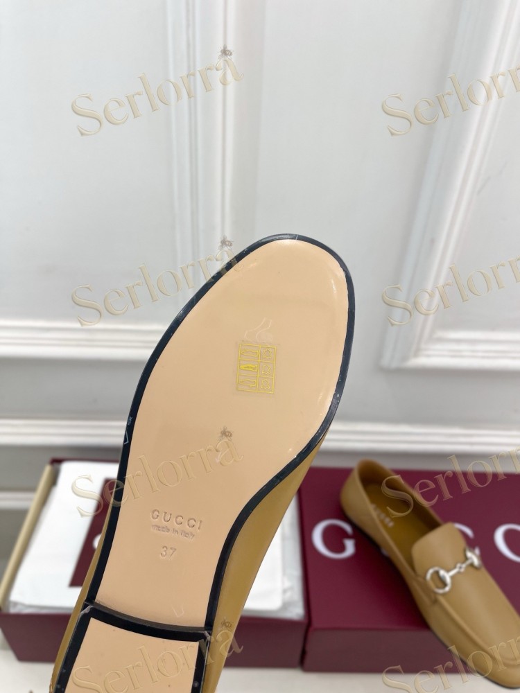 GUCCI JORDAAN HORSEBIT SMOOTH LEATHER FLAT LOAFERS
