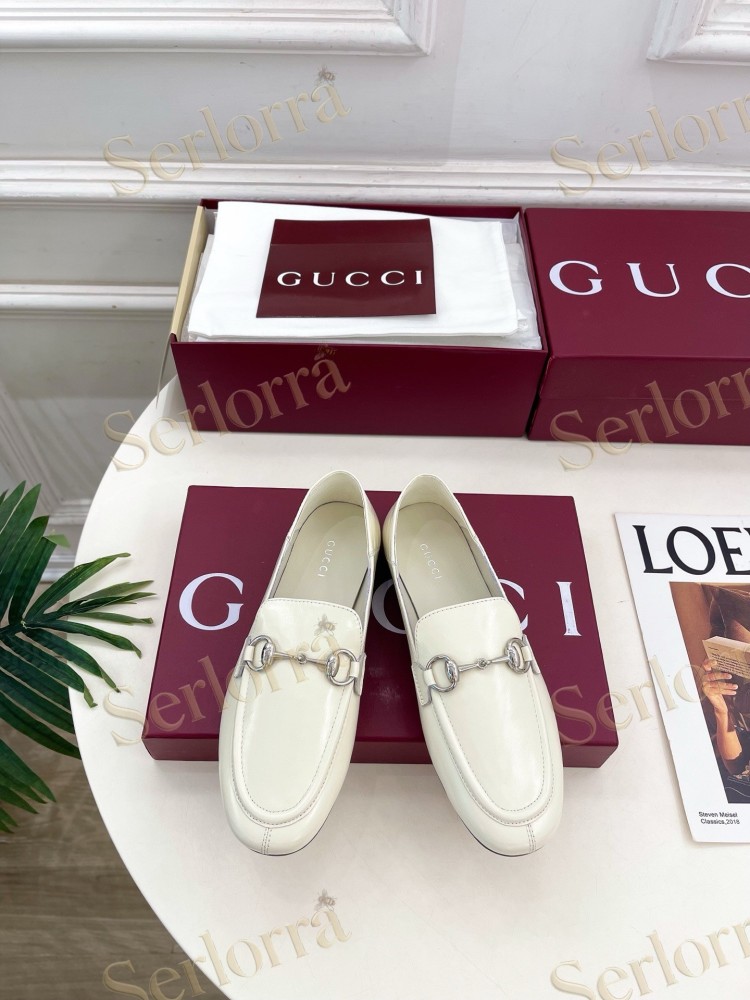 GUCCI JORDAAN HORSEBIT SMOOTH LEATHER FLAT LOAFERS